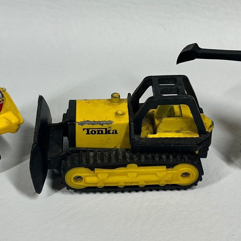 Vintage Tonka Toy Truck Lot 11pc Construction Vehicles Tanker Excavator Mixer